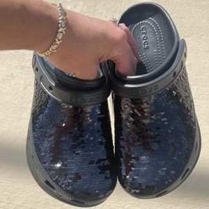 New Black Holiday Sequin Platform Bae Crocs